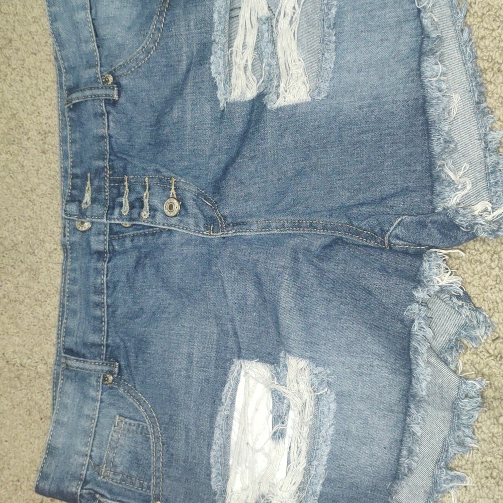 Ladies Distressed Buttonfly Jean Shorts